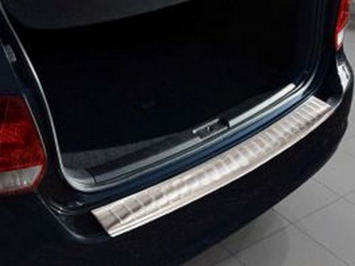 Накладка на задний бампер VW Golf V (07-09) Универсал - Avisa 5