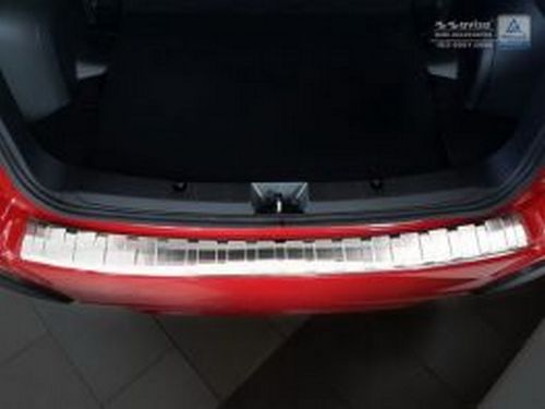 Накладка на задній бампер Subaru XV / Crosstrek (18-) 5