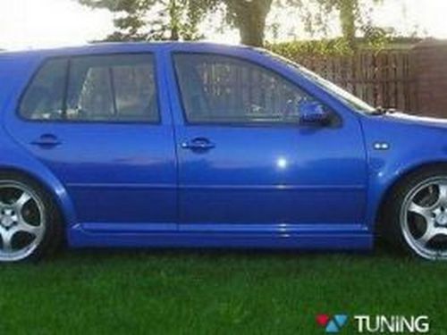 Накладки на боковые пороги VW Golf IV 5D Hatchback - R32 стиль 1