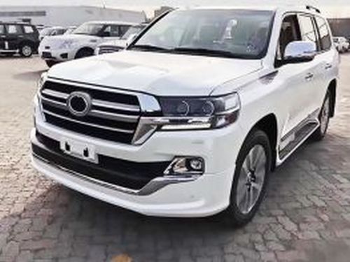 Накладки на бампера TOYOTA LC 200 (2016+) - GT (белый) 1 1