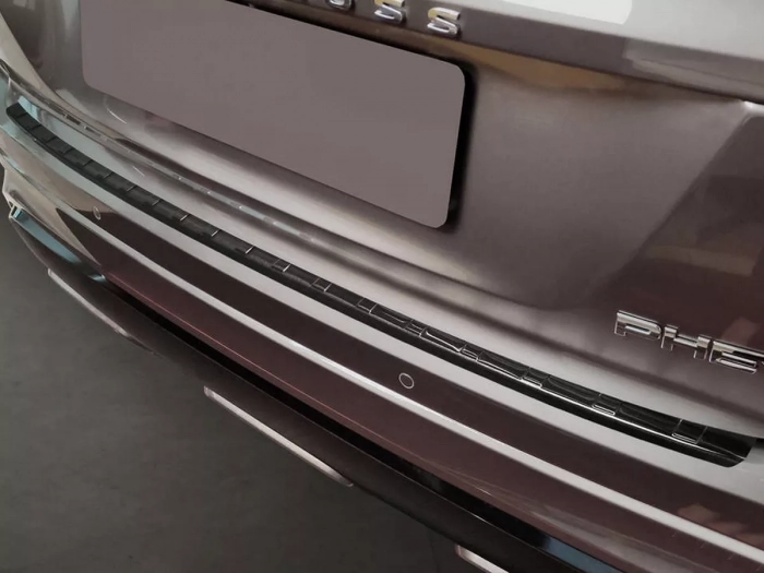 Накладка на задній бампер Mitsubishi Eclipse Cross PHEV (21-) - Avisa (чорна) 5