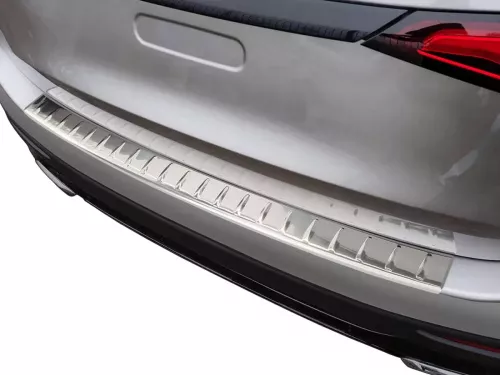 Накладка на задній бампер Mercedes GLC II X254 (22-) - Avisa (срібна) 4