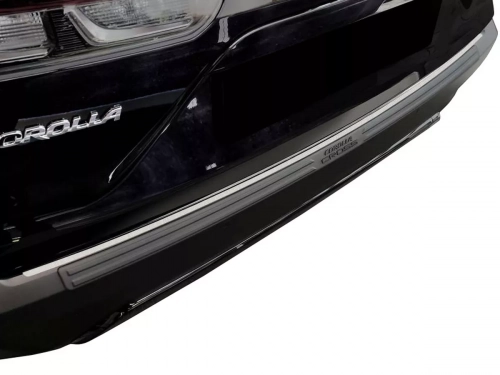 Накладка на задний бампер Toyota Corolla Cross (XG10; 22-) - Avisa (серебряная) 6