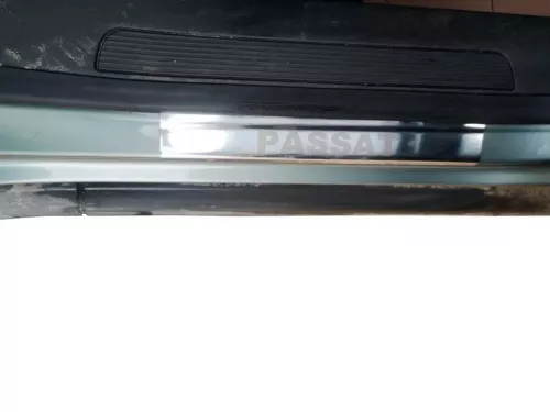 Накладки на пороги VW Passat B8 (15-22) - Carmos 4