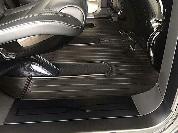 Коврики в салон Tesla Model X (15-) (7 мест) - Stingray