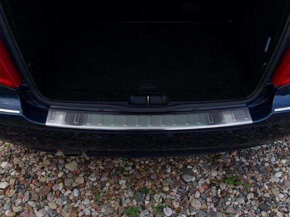 Накладка на задній бампер Mercedes A W169 (04-08) 5D - Avisa