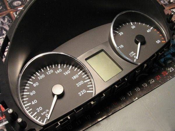 Кольца на колодцы щитка Mercedes Sprinter W906 (06-18)