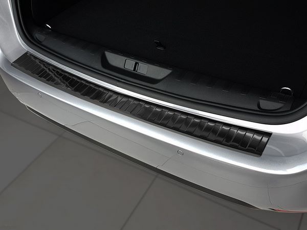 Накладка на задний бампер Peugeot 308 II (T9; 14-21) SW - Avisa (чёрная)