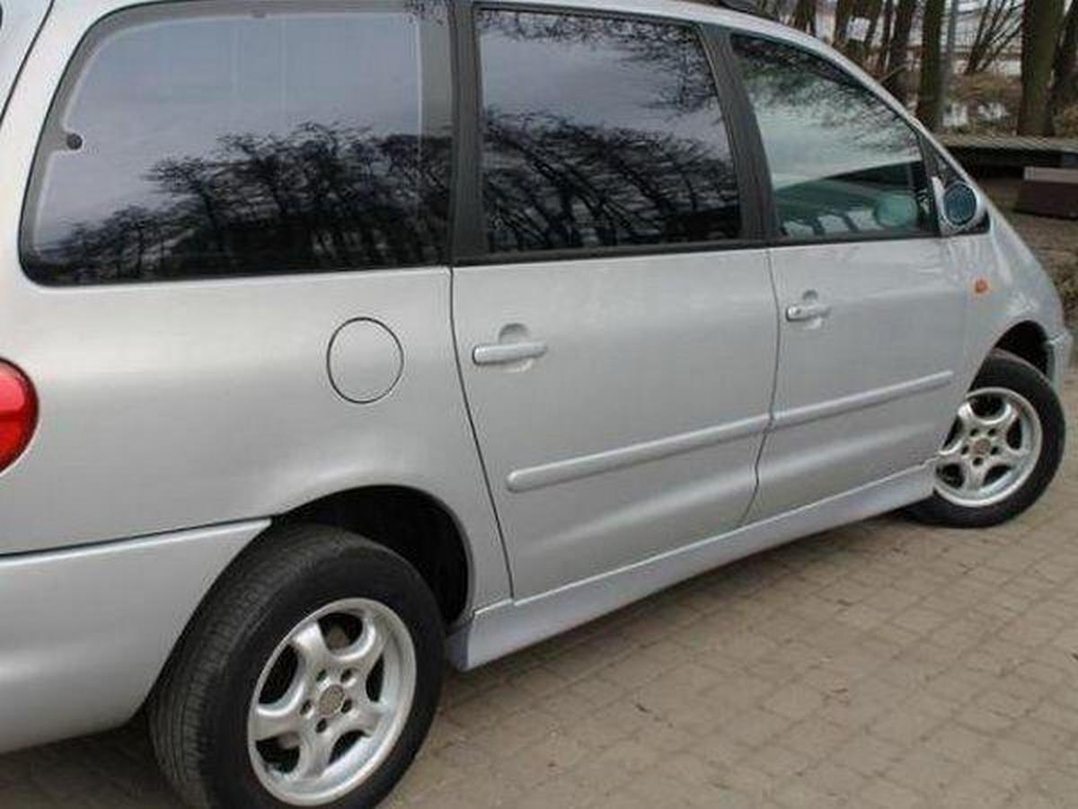 Накладки на пороги Ford Galaxy I / II (95-10) - под покраску