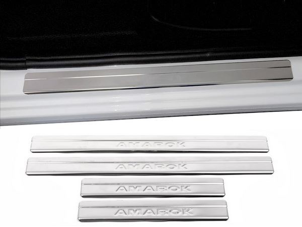 Накладки на дверні пороги VW Amarok I (10-20)