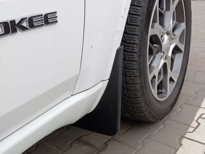 Бризковики Jeep Grand Cherokee IV (WK2; 11-21) - Classic 6