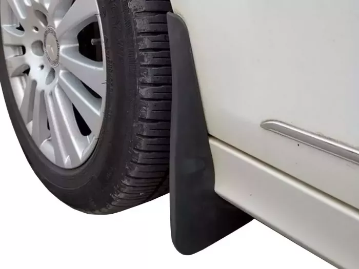 Брызговики Mercedes C W204 (11-14) - Benke 4