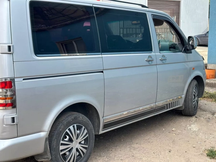 Хром молдинг дверной VW T6 (15-23) короткая база - Carmos 8