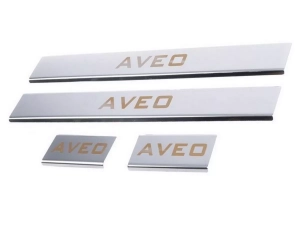 Накладки на пороги Chevrolet Aveo T300 (11-20) - Carmos Накладки на пороги Chevrolet Aveo T300 (11-20) - Carmos