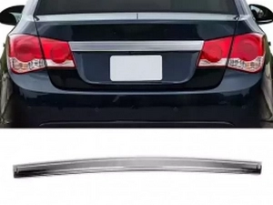 Хром накладка над номером Chevrolet Cruze J300 (09-)