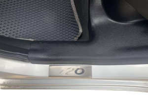 Накладки на пороги Hyundai i20 I (PB; 08-14) - Carmos 4