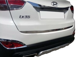 Хром на кромку багажника Hyundai ix35 (10-15) - Carmos 4