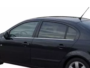 Хром нижні молдинги вікон Mazda 3 (BK; 03-08) Hatchback 4