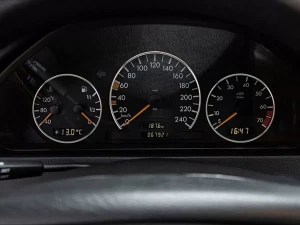 Кольца в щиток приборов Mercedes W202 (97-01) рестайлинг 2