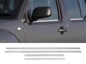 Хром нижні молдинги вікон Nissan Navara III (D40; 05-14) - Carmos