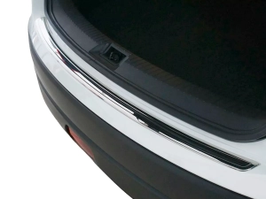 Накладка на задній бампер Nissan Qashqai J10 (07-13) - Omsa (глянцева) 4