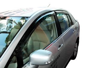 Дефлектори вікон Nissan Tiida I (C11; 04-11) Sedan - Hic (накладні)
