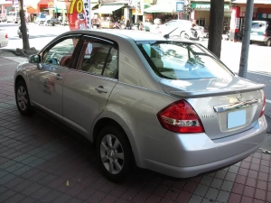 Дефлектори вікон Nissan Tiida I (C11; 04-11) Sedan - Hic (накладні) 6