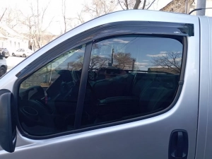 Дефлектори вікон Renault Trafic II (01-14) - Hic (накладні) 5