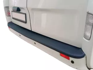 Накладка на бампер Opel Vivaro A / Renault Trafic II (01-14) - CappaFe (ABS) 5
