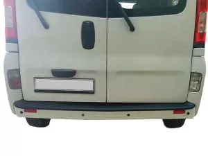 Накладка на бампер Opel Vivaro A / Renault Trafic II (01-14) - CappaFe (ABS) 7