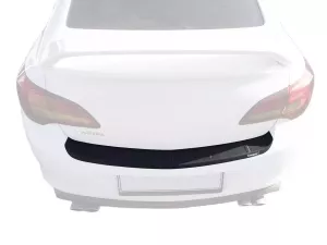 Накладка на задній бампер Opel Astra J (12-18) Sedan - ABS