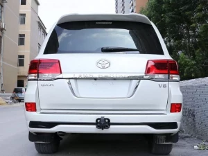 Спойлер верхний Toyota LC 200 (16-21) - без стоп-сигнала (белый) 3