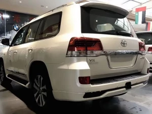 Накладки на бампер Toyota LC 200 (16-21) - Middle East (белые) 4