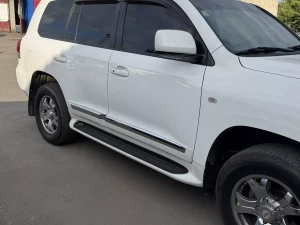 Дверні молдинги Toyota LC 200 (07-15) - білі 2