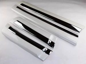 Дверні молдинги Toyota LC 200 (07-15) - білі 3