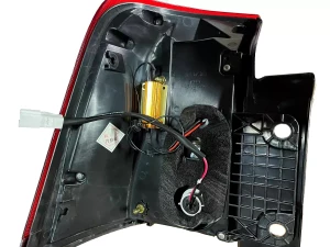 Фонари задние Toyota LC200 (07-15) - Lexus 2012 стиль красные 6