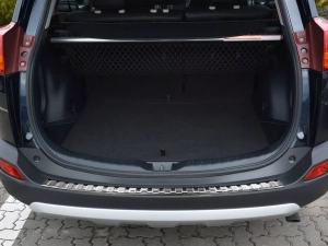 Накладка на задний бампер Toyota Rav4 IV (XA40; 13-15) - Avisa 5