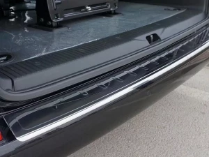 Накладка на бампер VW T6 / T6.1 (15-23) одні двері - Omsa (глянцева) 4