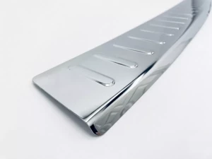 Накладка на задний бампер VW Passat B6 (05-10) Sedan - Nitto (хром) 3