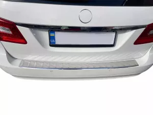 Накладка на бампер Mercedes E W211 (02-09) Универсал - Carmos 7