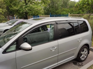 Дефлекторы окон VW Touran I (1T; 03-15) - Hic (накладные) 6