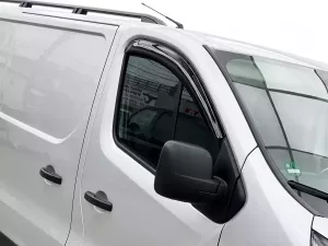 Дефлектори вікон Renault Trafic III (14-) - Hic (накладні) 3