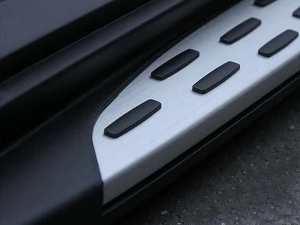 Пороги боковые Mercedes GLA X156 (13-20) - оригинал стиль 7