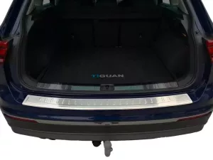 Накладка на задний бампер VW Tiguan II / Allspace (16-23) - Omsa (матовая)