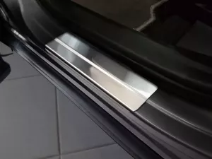 Накладки на пороги Lexus NX I (AZ10; 15-21) - Avisa (сталеві) 3