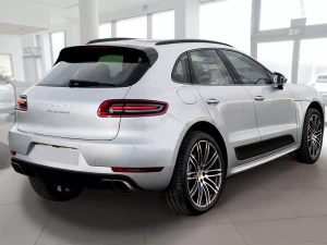 Накладка на задний бампер Porsche Macan I (95B; 14-26) - Avisa (серебряная) 7