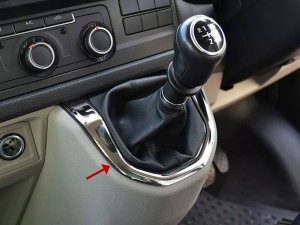 Хром окантовка ручки МКПП VW T6 (15-19) - глянсова