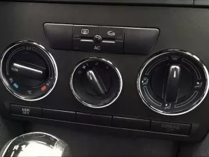 Кільця на ручки пічки Skoda Octavia A5 (04-08) - без кондиціонера