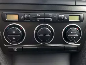 Кільця на ручки пічки Skoda Octavia A5 (04-08) - клімат-контроль