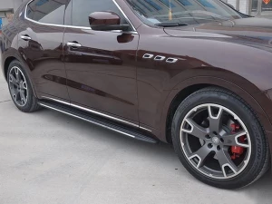 Пороги боковые Maserati Levante (16-) - OEM стиль 2